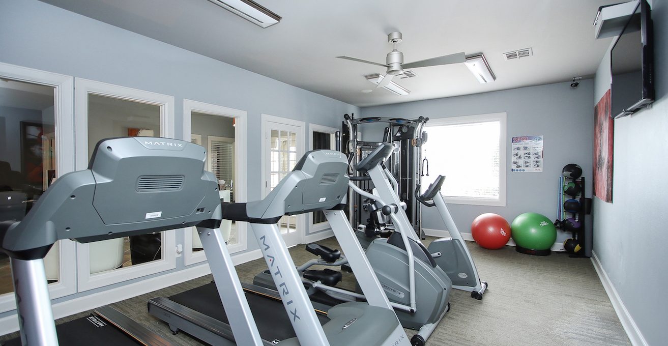 fitness center at The Westmount at London Park